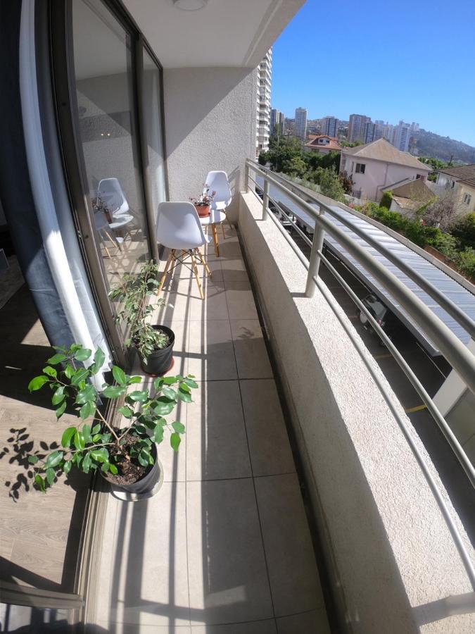 Apartamento Departamento Vina Del Mar, Sector Sporting, Residencial. Caminable A Diversos Puntos De Interes De La Ciudad. *